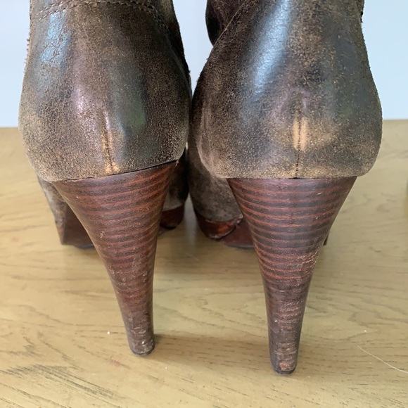 FRYE Harlow designer brown leather tall boots 9 - Picture 5 of 13